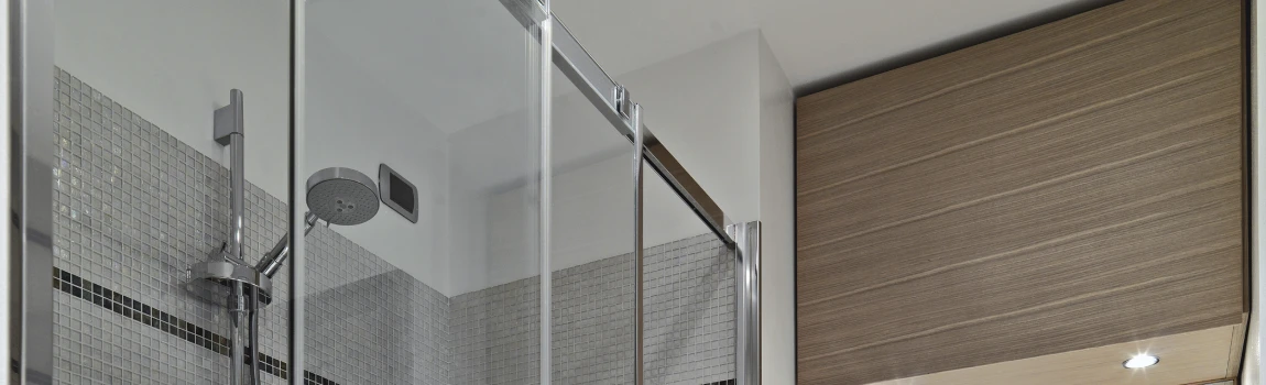 Frosted Glass Shower Doors in Oakville