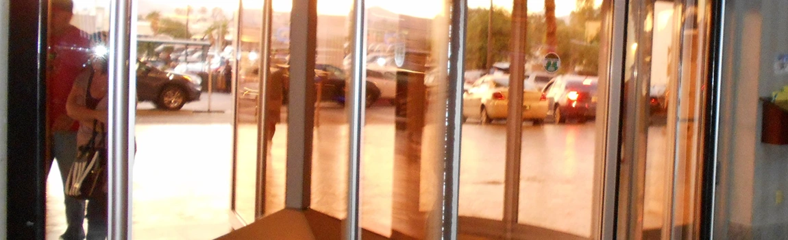 Storefront Glass Repair Cost in Uptown Core