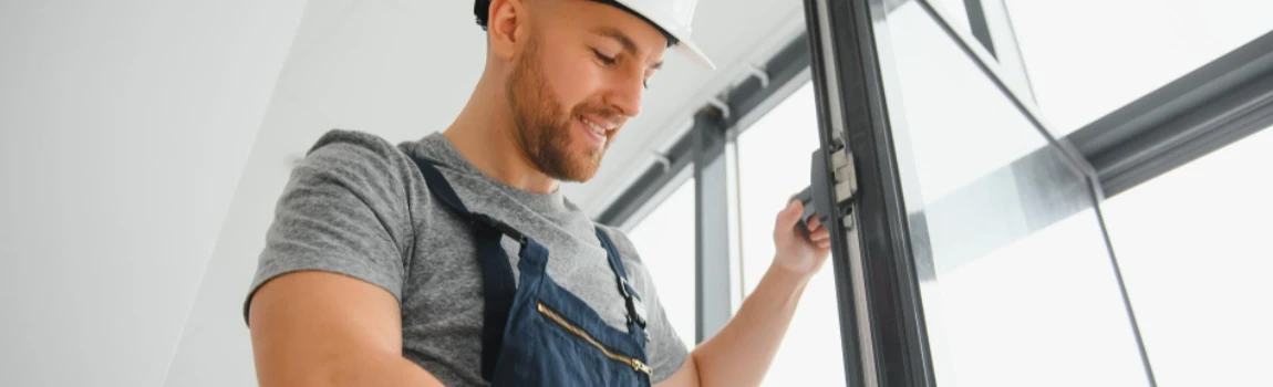 Pivoted Window Repair in Uptown Core, ON