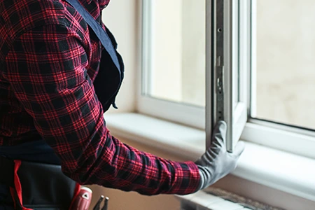 Window Frame Restoration in Palermo